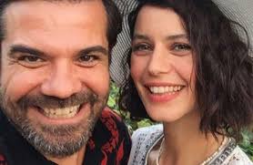 Check spelling or type a new query. Ev Arayisinda Oldugu Ileri Surulen Beren Saat Ten Kenan Dogulu Paylasimi