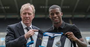 Born 11 november 1990) is a dutch professional footballer who plays as a midfielder for premier league club liverpool. Georginio Wijnaldum Wasn T Into Football When He Was Young And Wanted To Be A Gymnast Instead Mirror Online