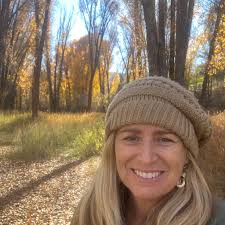 I was once told no one wanted to see a bald rockstar. But here I am,  post-chemo performing at the 2005 Grammys. 🤘🎸💜 Want to hear the full  story? Join me for