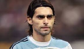 Ayala racconta: "A Napoli non pagavo da mangiare, mi dicevano: ha pagato  Maradona con il suo calcio!"