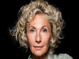 Angie Hollenbach's Instagram, Twitter & Facebook