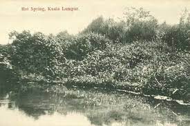 Tak hanya wisatawan lokal, bahkan pelancong dari luar negeri pun juga tertarik berkunjung ke pemandian air panas alami ini. Cetera Buana Kolam Air Panas Setapak Kuala Lumpur Yang Facebook