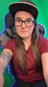 Stream problem! I’m new to the game don’t hate me 😱😂 #streamerproblems  #twitchstreamer #streamer #game #games #videogames #gamer #gaming #gamergirl