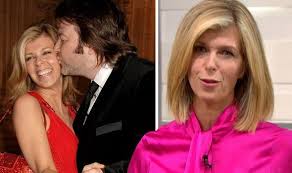 Kate garraway's husband has been in hospital fighting off coronavirus since march and it has now been said that derek, 53, is one of an estimated five people in the world to have been affected so badly by coronavirus but still be alive. S9omypupkwoamm