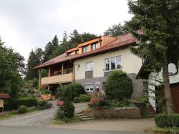 This venue offers rooms with a … Ferienwohnung 2 Haus Am Waldesrand Leutenbach Familie Franz Und Marianne Galster