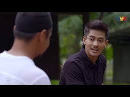 Iman mula menidakkan rasa hati sendiri.seganlah dia untuk mengaku apabila encik suami selalu cakap. Dhia Sofea Episod 1 Litetube