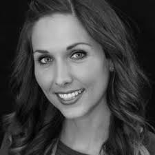 Nicole Newell's Instagram, Twitter & Facebook