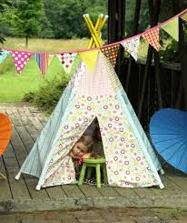Kinder Zelt Garten Selber Bauen Rohr Patchwork In 2020 Selbstgebautes Zelt Diy Zelt Cool Diy