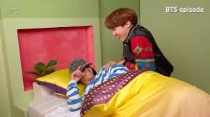 Paper frame & postcard size 170x120mm / 1ea *양면 앞뒤 랜덤 삽입 buy bts memories 2019 in kulim,malaysia. Watch Bts Reveals Which Member Made A Special Cameo In J Hope S Daydream Mv Soompi