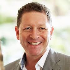 Christopher Knaus (@knausc)