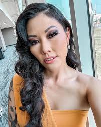 Jade Chung's Instagram, Twitter & Facebook