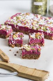 Woow Dit Zijn Lekkere Superfoodrepen Om Zelf Te Maken En Zo Gezond Dat Het Niet Vies Kan Zijn In 2020 Healthy Protein Bars Healthy Protein Snacks Protein Bar Recipes