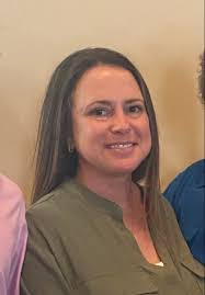 Deena Lowery's Instagram, Twitter & Facebook