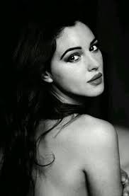 Monica Bellucci Alwaraky Monica Bellucci Alwaraky Actor Actresses Alwaraky Beautifulcelebrities Bellucci 2020 Monica Bellucci Guzel Kadinlar Unluler