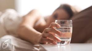 Apabila hal ini terjadi, fungsi jantung dan pembuluh darah dapat terganggu, sehingga tekanan darah pun meningkat. 5 Manfaat Yang Dirasakan Otak Jika Anda Banyak Minum Air Health Liputan6 Com