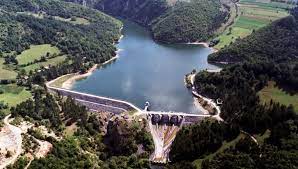 Brat zlotvora stvara vojsku po uzoru na nato. Ribnicko Radoinjsko I Sjenicko Jezero Palisad