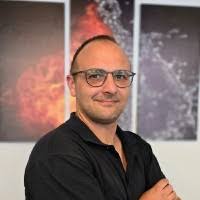 7 "Nikolas Lutz" profiles