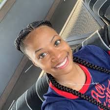 Jakia Dixon (@Jakiaaa_)