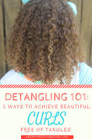 For wavy hair, use medium to large knots ranging from 1 1/2 to 3 inches (3.8 to 7.6 cm) wide. 5 Simple Ways To Make Detangling Curly Hair Easier