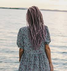 Należy ona do najodważniejszych stylizacji włosów. Modne Fryzury Damskie 2021 Sprawdz Jakie Dlugie I Krotkie Fryzury Beda Trendy W Tym Roku Trendy W Modzie W Domodi