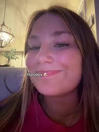 Roxie Riggs's Instagram, Twitter & Facebook