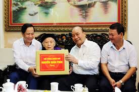 Nâng cao hiệu quả hoạt động của tòa án trong tình hình mới. Thá»§ TÆ°á»›ng Nguyá»…n Xuan Phuc ThÄƒm Táº·ng Qua Gia Ä'inh NgÆ°á»i Co Cong Táº¡i Tp Lao Cai Bao Dan Sinh