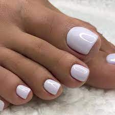 Simple toe nails toenail art designs toe designs. Naomicampbelldesigns Naomi Campbell Releases Nail Polish Collection Summer Toe Nails Pretty Toe Nails Gel Toe Nails