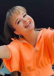 Spotify's New Video Series The Come Up: Center Stage Kicks Off with Sombr,  the Viral Star Behind “back to friends” — And He's Manifesting a Billie  Eilish Collab (Watch Now)