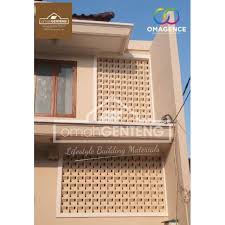 Ukurannya yang besar sengaja dibuat supaya bisa menutupi keseluruhan tampak depan rumah minimalis. Roster Beton Minimalis Jombang Loster Beton Jombang Shopee Indonesia