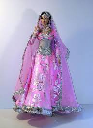 Jadikan model lebih cantik dan lihat mereka berjalan di runway! 32 Barbie Dolls India Ideas Barbie Dolls Barbie Dolls