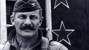 Always thought Robin Olds was one of the best fighter pilots/ commander to  jump in the cockpit, but did he actually threaten to shoot down a KC135 for  refusing him fuel, or