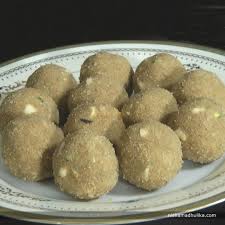 Soyabean Ladoo Is A Delicious Recipe For All Your Sweet Cravings Recipe In English Http Indiangoodfood Com 2230 Soybean L Recipes Sweet Recipes Food Videos