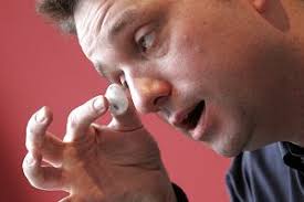 Nasz przodek położył się spać w erze mezozoicznej, przespał stumetrową falę  i obudził już w kenozoiku