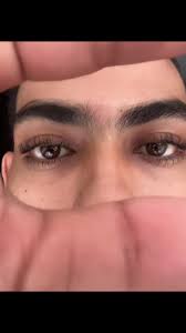 Cómo crecer y modelar pestañas fácilmente