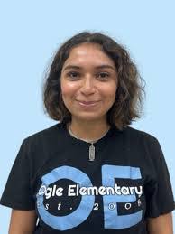 Shannon Ogle's Instagram, Twitter & Facebook