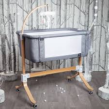 natalys a selectionne le nouveau lit berceau cododo de la marque libellule il est ideal pour les mamans qui allaite chambre bebe mobilier de salon lit berceau