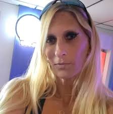 CCH's JOB PREPARATION AND RETENTION PROGRAM RETURNS TO GRACE. Part of the  retooling of the Grace Learning Center was to bring in outside classes and  to reintroduce original CCH programming best suited