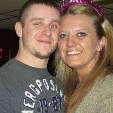 Tammy Tressler's Instagram, Twitter & Facebook