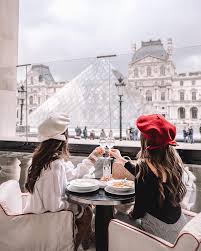 Christine Tran Nyc Tourdelust Instagram Photos And Videos In 2020 Paris Girl Paris Outfits Best Friend Pictures