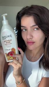 Jergens Body Lotions: Oud vs Musk