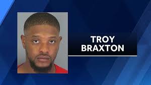 Man charged with armed robbery & murder after chase, deputies say