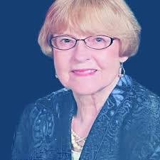 Kathleen Kunze's Instagram, Twitter & Facebook