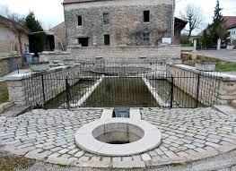 Dole Source Antique De Goux Beaux Villages Pays Franche Comte