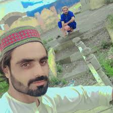 Most viral figures in one frame ! Pawri girl Dananeer with #AhmedShah and  his younger brother #OmerShah . #Peechaytodekho #Pawrihoraihai