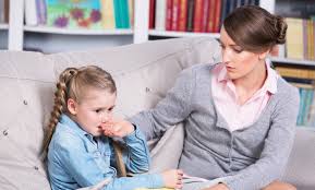 Por otro lado, cuando se trata de buscar un buen psicólogo infantil para nuestro hijo, debemos tener también en cuenta qué tipo de consulta es mejor para el pequeño y. Cuando Llevar A Los Mas Peques De La Casa Al Psicologo Blog De Psicotorres