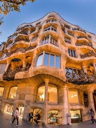 La Pedrera Barcelon Spain Barcelona Architecture Barcelona Pictures Barcelona Travel