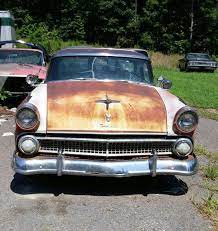 55 Or 56 Ford Crown Victoria Found In Dover Arkansas Tripper S Travels Abandoned Cars Old Classic Cars Ford Fairlane
