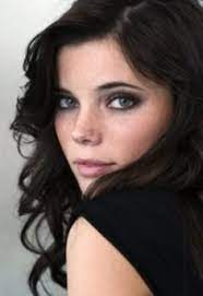 Dark hair and blue or green eyes is always a popular combination because genetically, it's a little harder to come across. 13 Black Hair Green Eyes Ideas Black Hair Green Eyes Green Eyes Black Hair