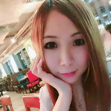 西班牙。瑞士真的存更多錢一點再去