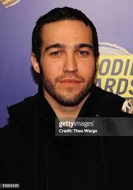 L-R) Musicians Brandon Peterson, AJ Estrada, Michael Nixdorf, Anthony...  News Photo